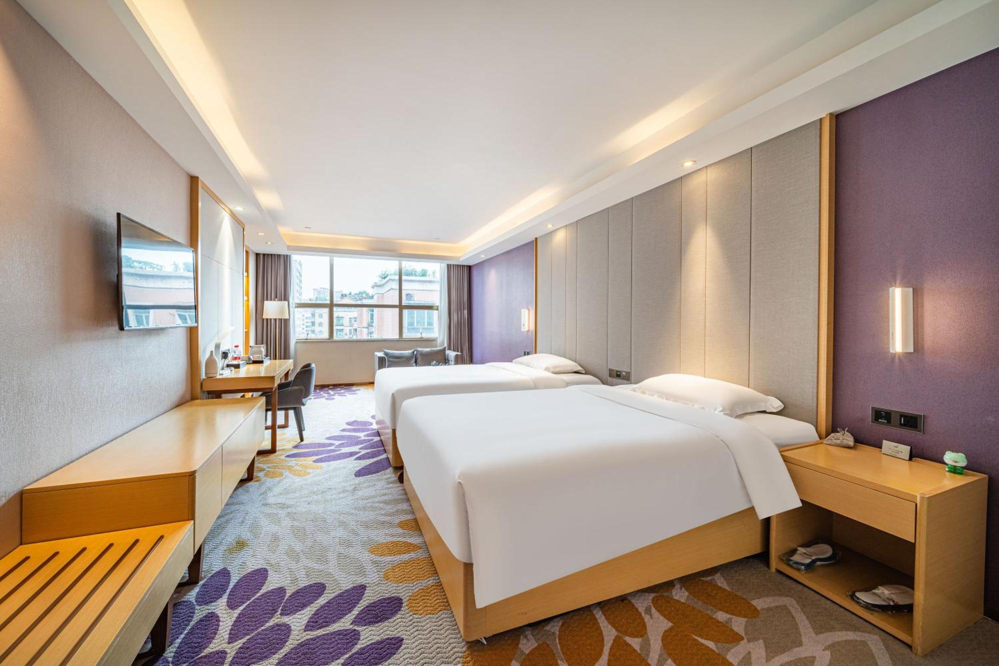 Echarm International Hotel Guangzhou Baiyun International Airport Huadu Plaza Branch - Free Deliver Service To Guangzhou Baiyun International Airport & Free Deliver Service To Canton Fair Complex During Canton Fair Period מראה חיצוני תמונה