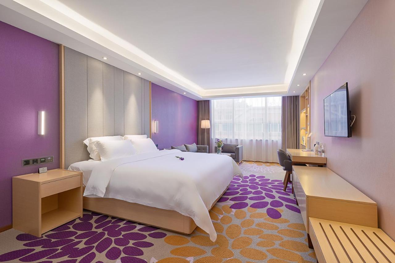 Echarm International Hotel Guangzhou Baiyun International Airport Huadu Plaza Branch - Free Deliver Service To Guangzhou Baiyun International Airport & Free Deliver Service To Canton Fair Complex During Canton Fair Period מראה חיצוני תמונה