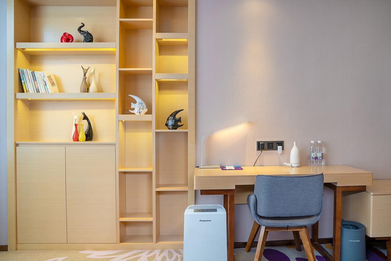 Echarm International Hotel Guangzhou Baiyun International Airport Huadu Plaza Branch - Free Deliver Service To Guangzhou Baiyun International Airport & Free Deliver Service To Canton Fair Complex During Canton Fair Period מראה חיצוני תמונה