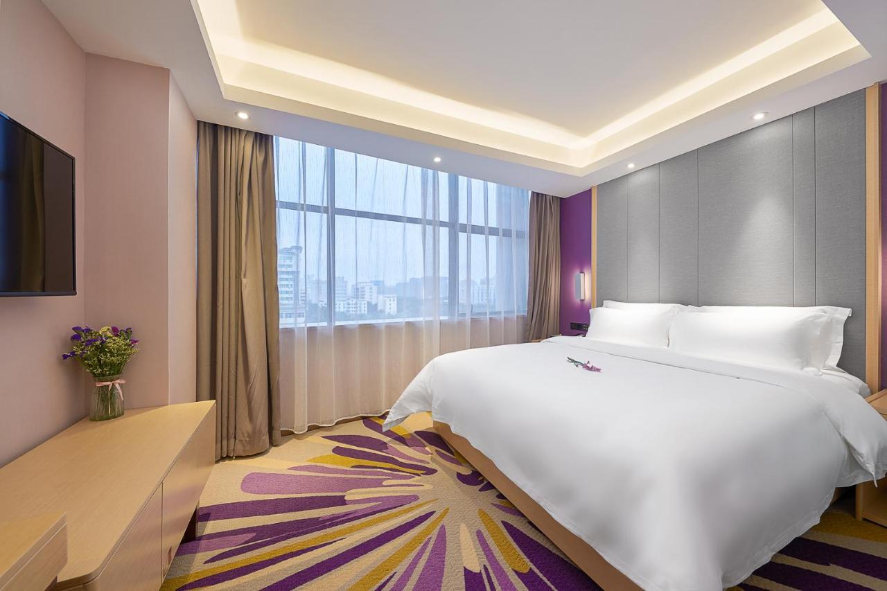 Echarm International Hotel Guangzhou Baiyun International Airport Huadu Plaza Branch - Free Deliver Service To Guangzhou Baiyun International Airport & Free Deliver Service To Canton Fair Complex During Canton Fair Period מראה חיצוני תמונה